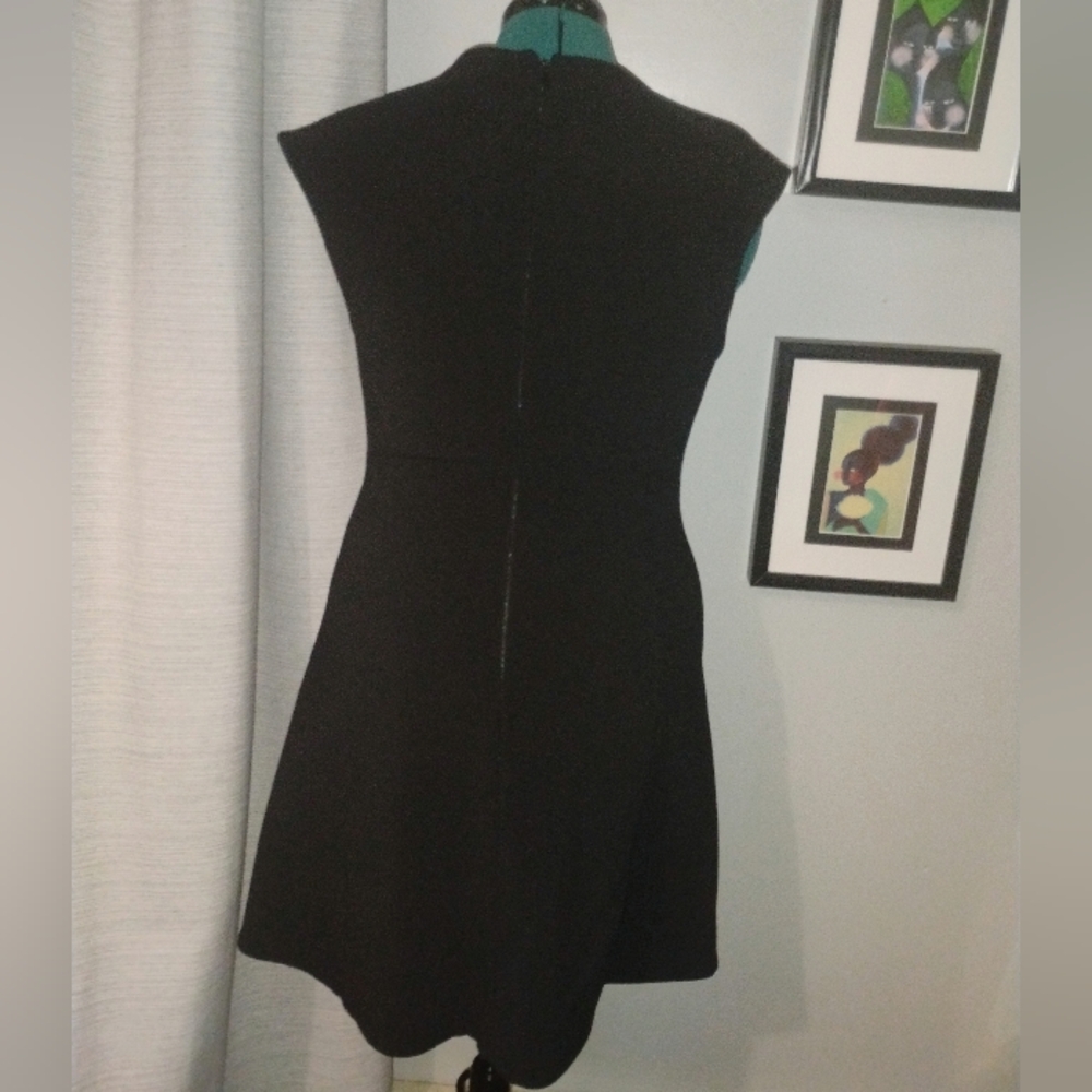 Halston Heritage Cut-out Bonded Crepe Dress in Black Sz 12 NWT - Picture 7 of 15